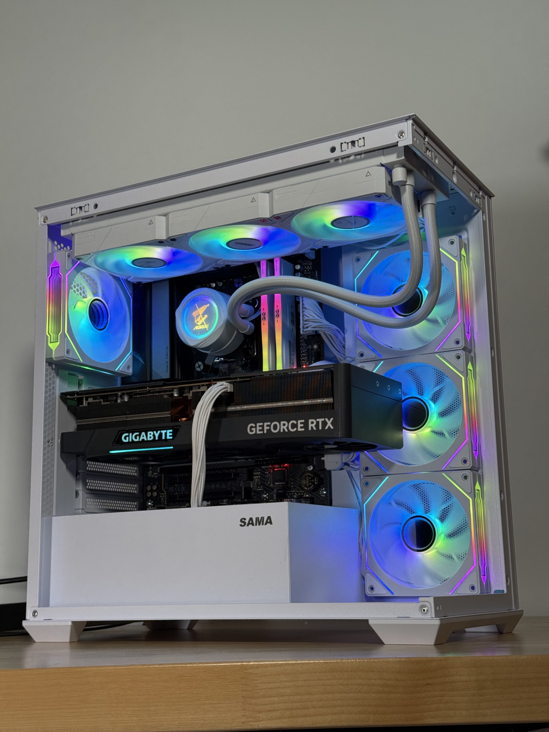 RTX 4080 Ryzen 9 9900X Gaming and Workstation PC