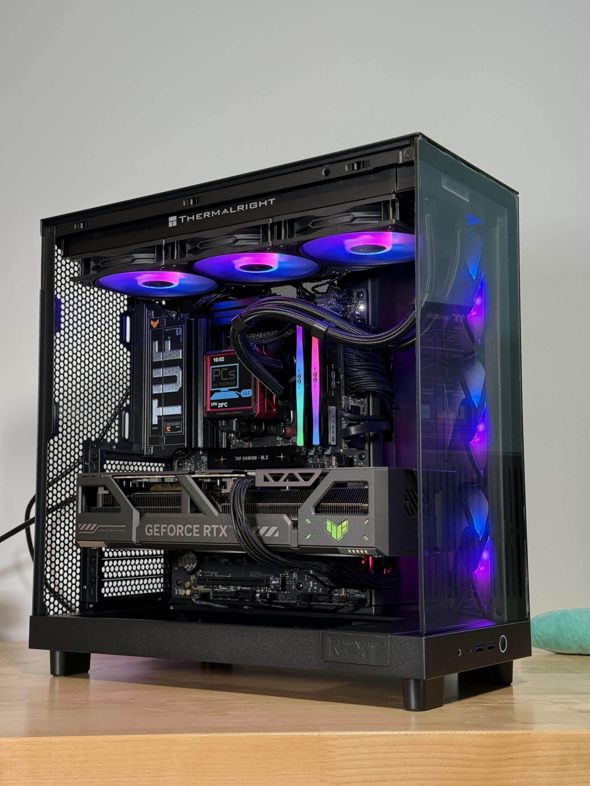 RTX 5090 Ryzen 9950x3d Gaming/Workstation Behemoth 64gb DDR5 4TB SSD