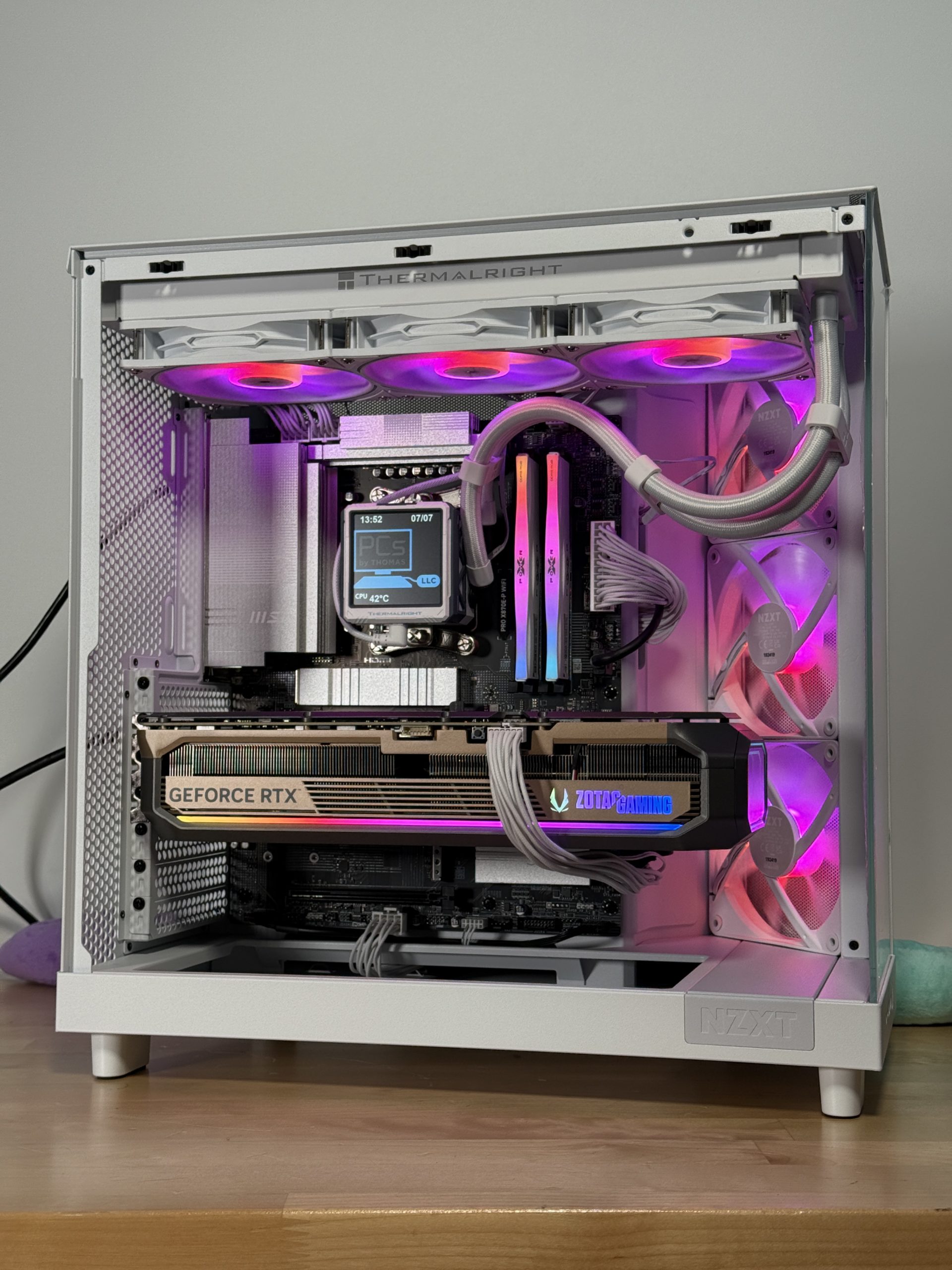 RTX 5090 Ryzen 7 9800x3d Battlestation 64gb DDR5 4TB NVME