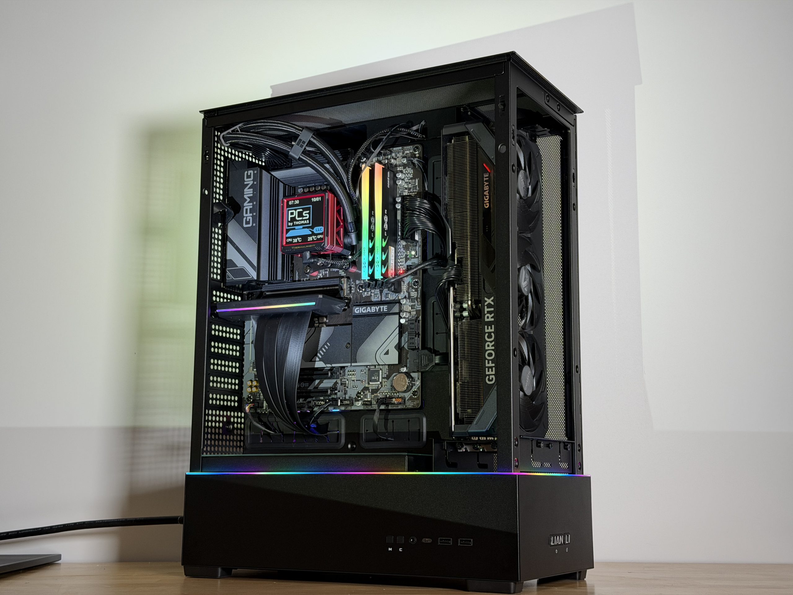RTX 5070TI Ryzen 7 7800x3d Gaming PC