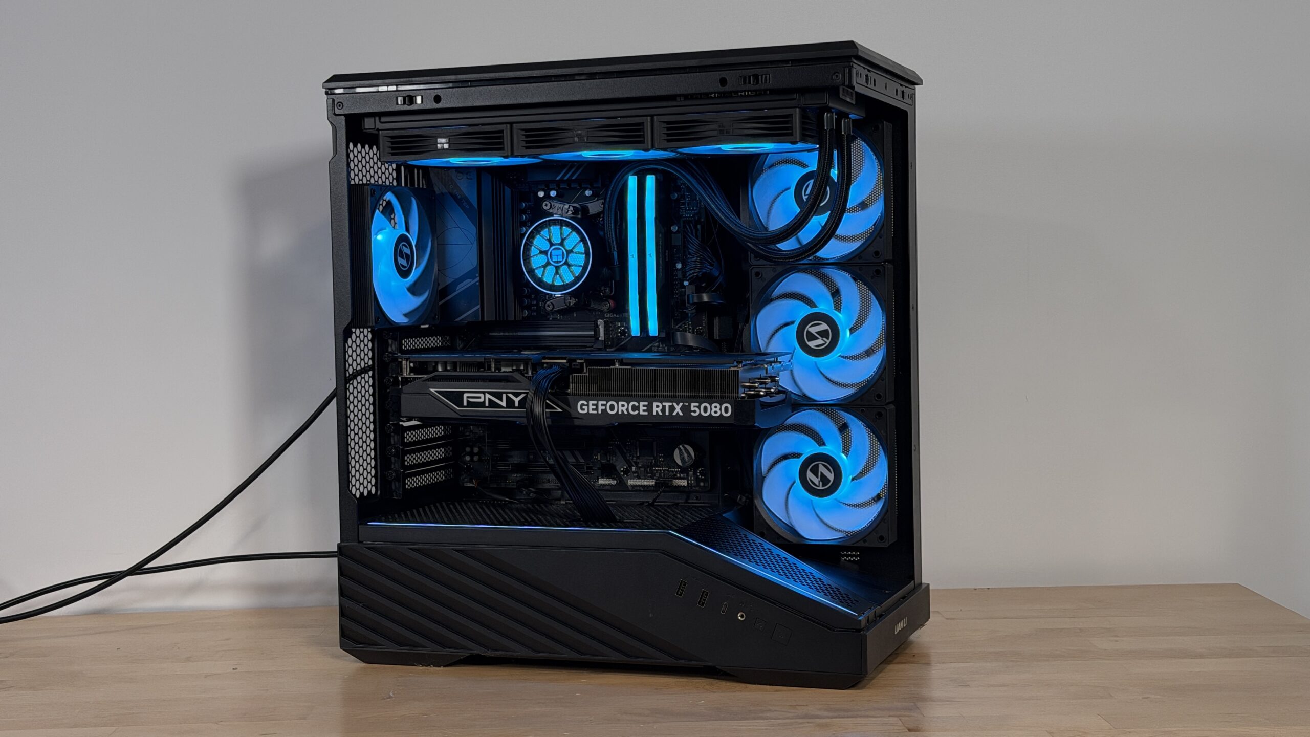 RTX 5080 Ryzen 7 9800x3d Triple 4k Sim Ready - Image 4