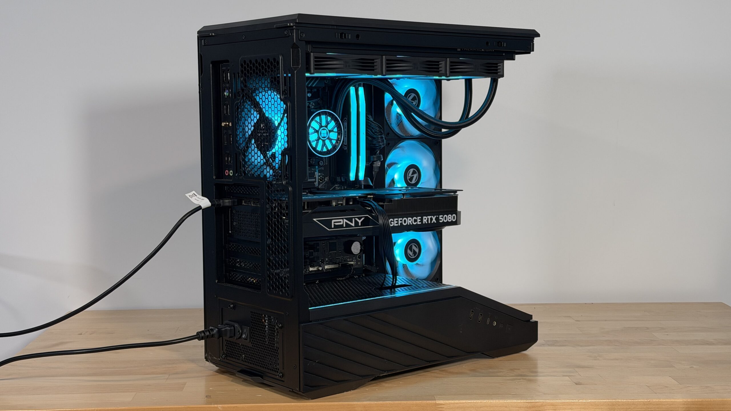 RTX 5080 Ryzen 7 9800x3d Triple 4k Sim Ready - Image 10